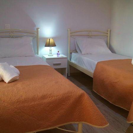 Christos Family Apartments Α Corfu  外观 照片