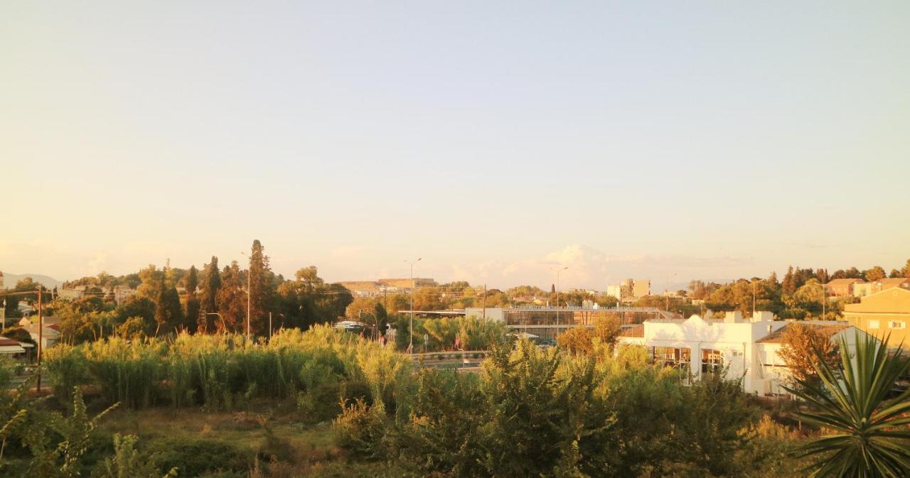 Christos Family Apartments Α Corfu  外观 照片