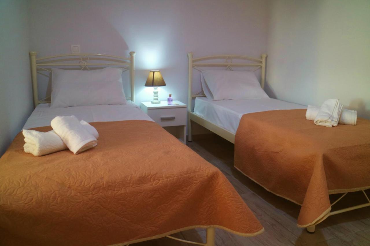 Christos Family Apartments Α Corfu  外观 照片
